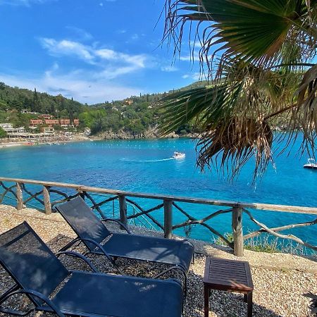 Acapulco Seaside Pool Bar And Apartments ปาเลโอกัสไตรซา ภายนอก รูปภาพ